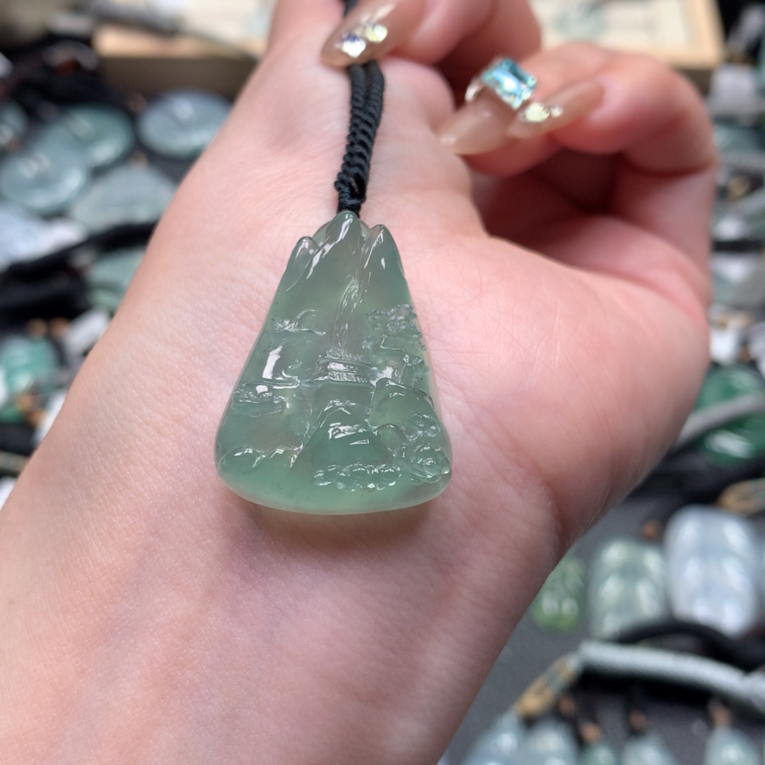 翡翠颈饰未镶嵌000000000000