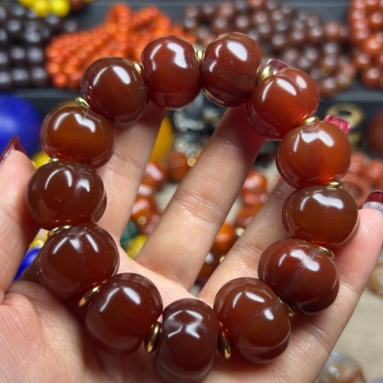 玛瑙/玉髓颈饰未镶嵌