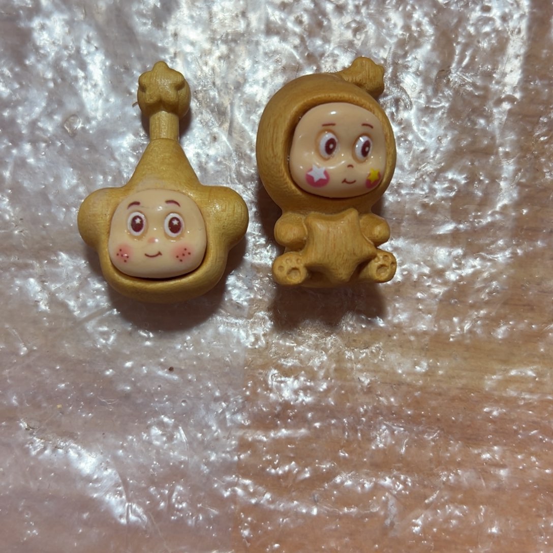 只买单纯的吊坠，没带链子，属的性质。