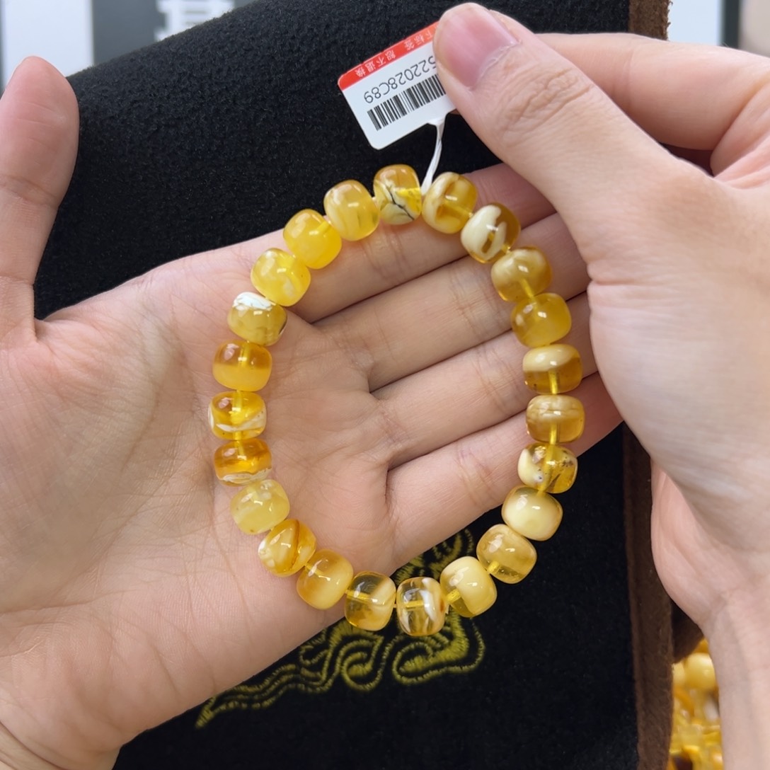 未镶嵌琥珀珠宝奇石