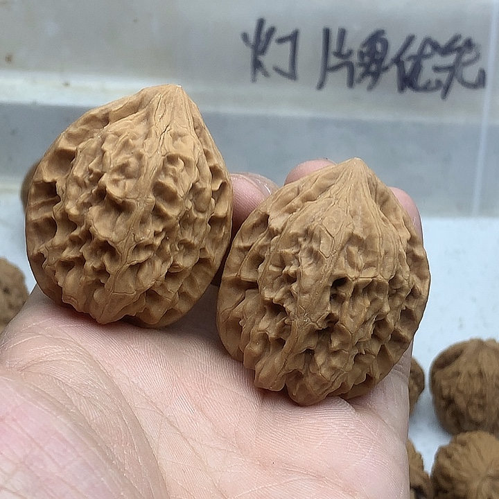 吊坠文玩核桃39鸡心