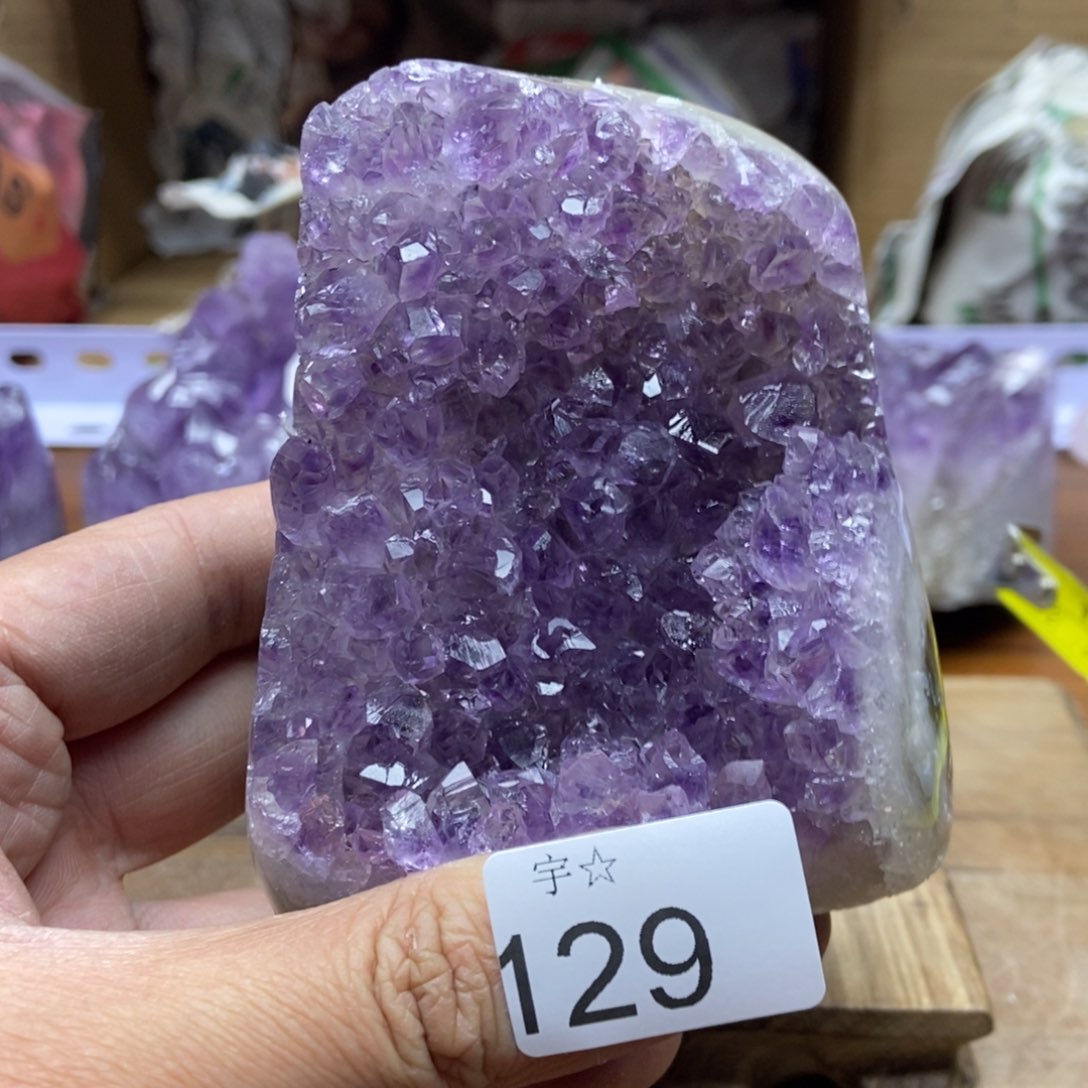紫晶大型摆件（非配饰）未镶嵌