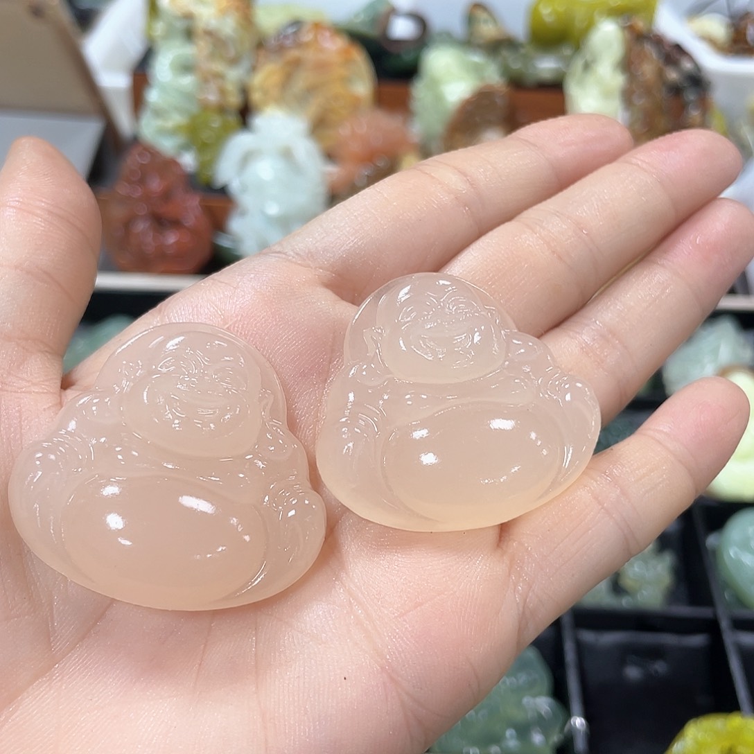 石英质玉颈饰合金西****欣