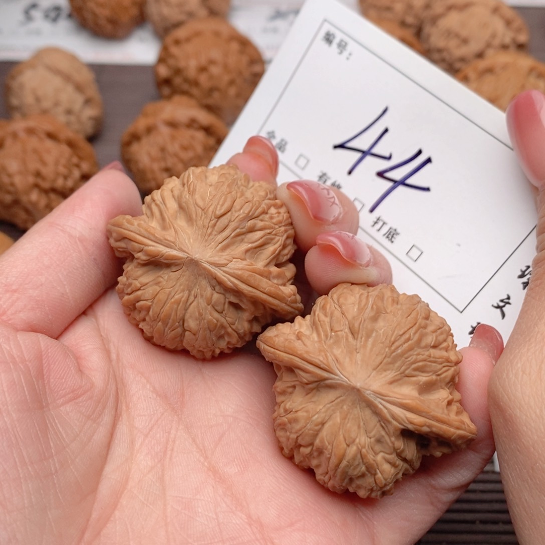 文玩核桃吊坠42全品磨盘44