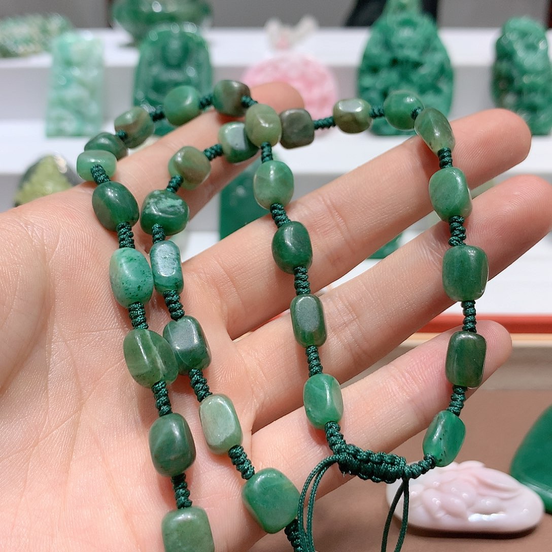 独山玉挂件未镶嵌