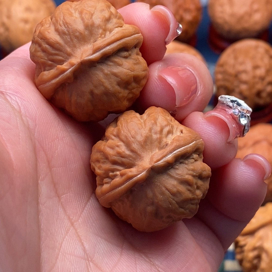 文玩核桃把件精品小手捻