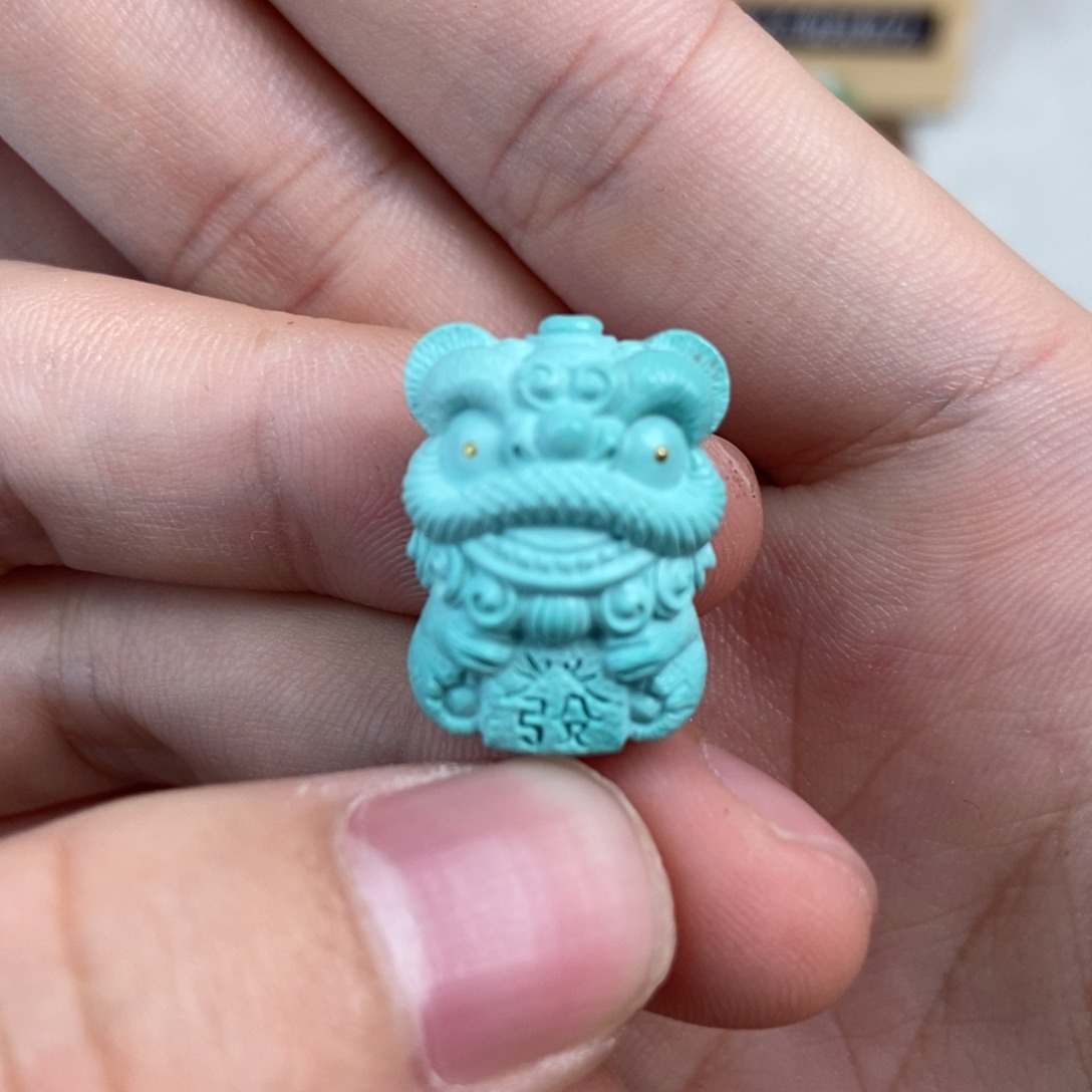 绿松石雕刻未镶嵌