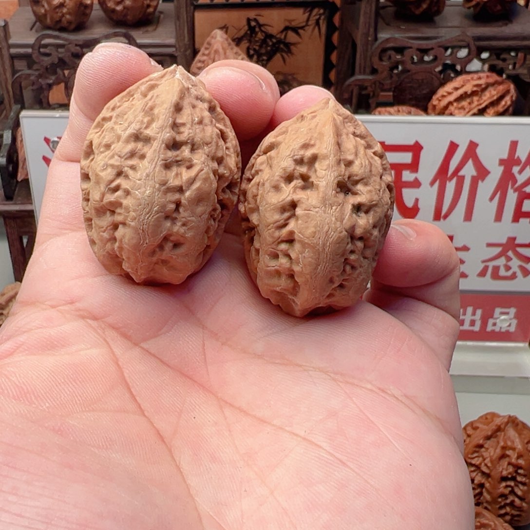 文玩核桃吊坠凤凰蛋