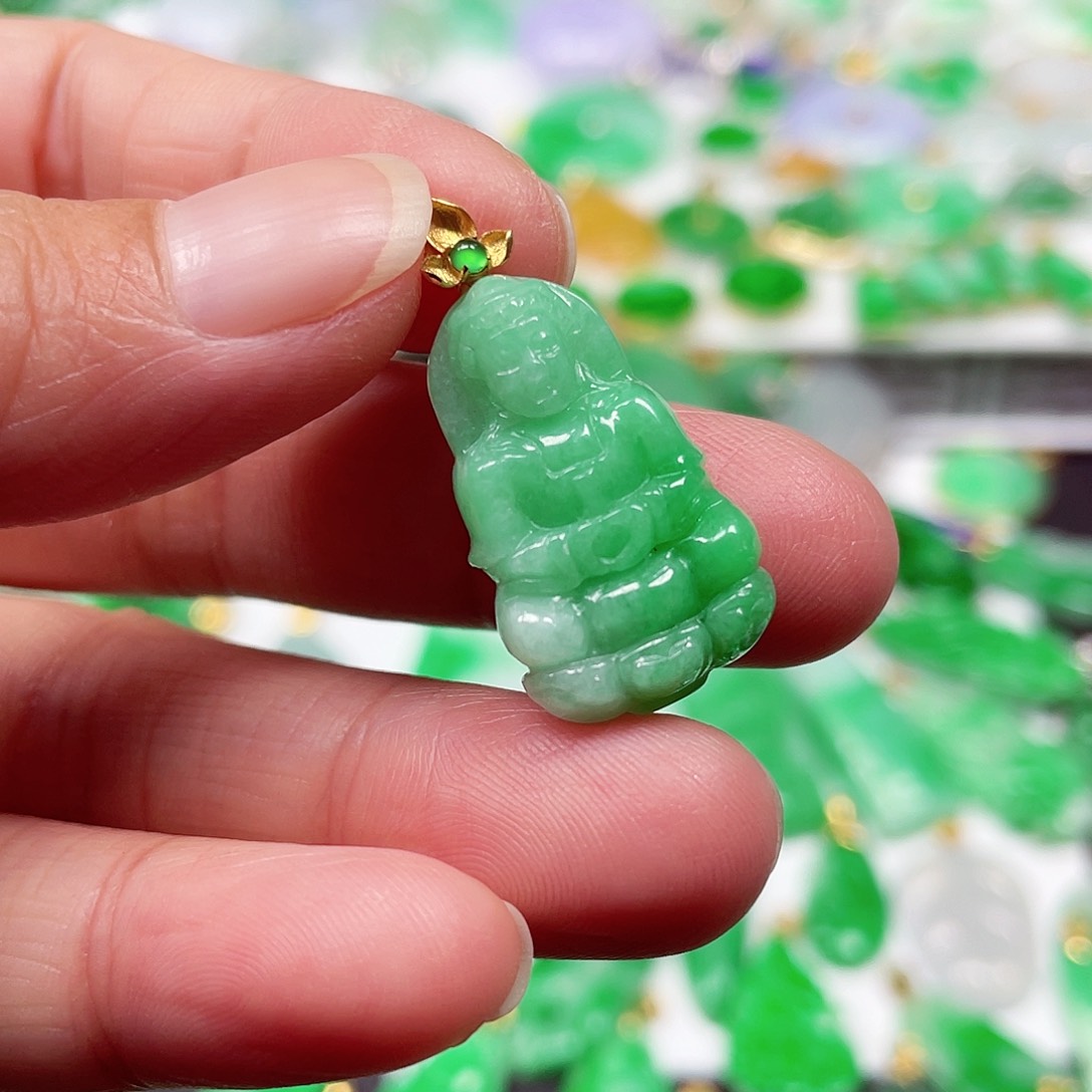 吊坠(不含链)18K金镶嵌翡翠