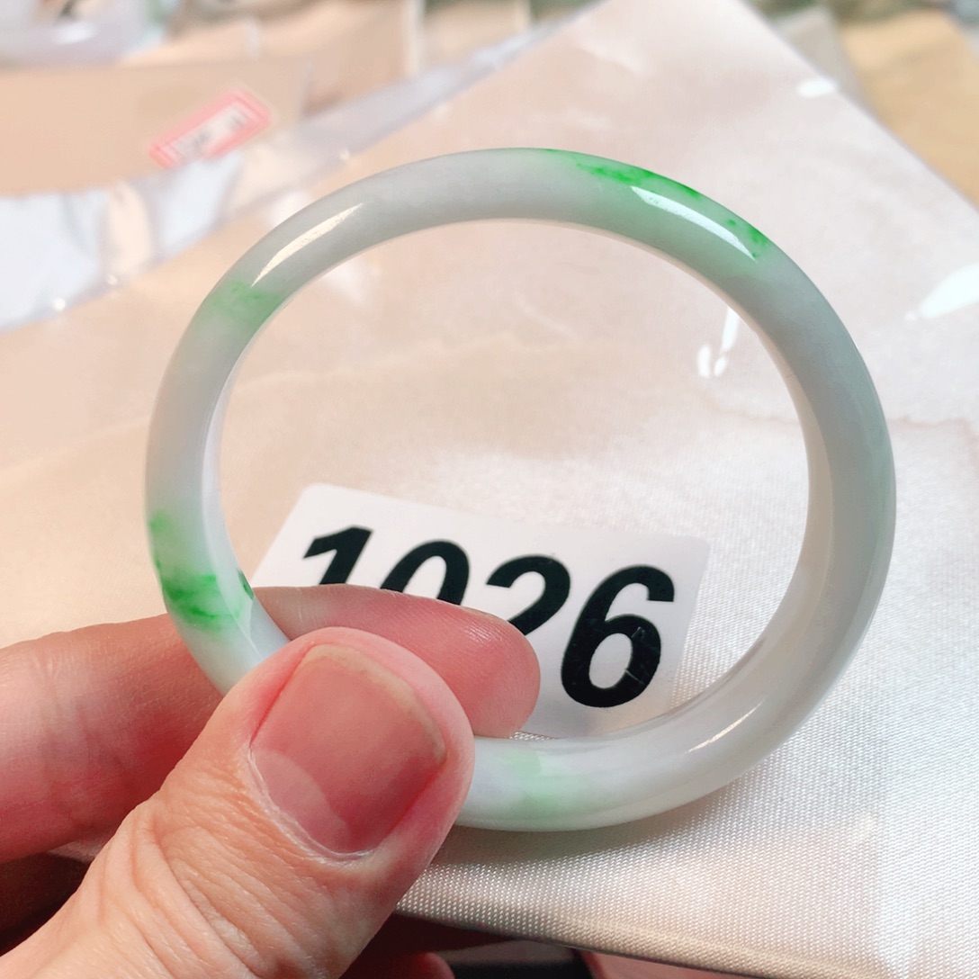 翡翠手镯未镶嵌翡翠手镯1026