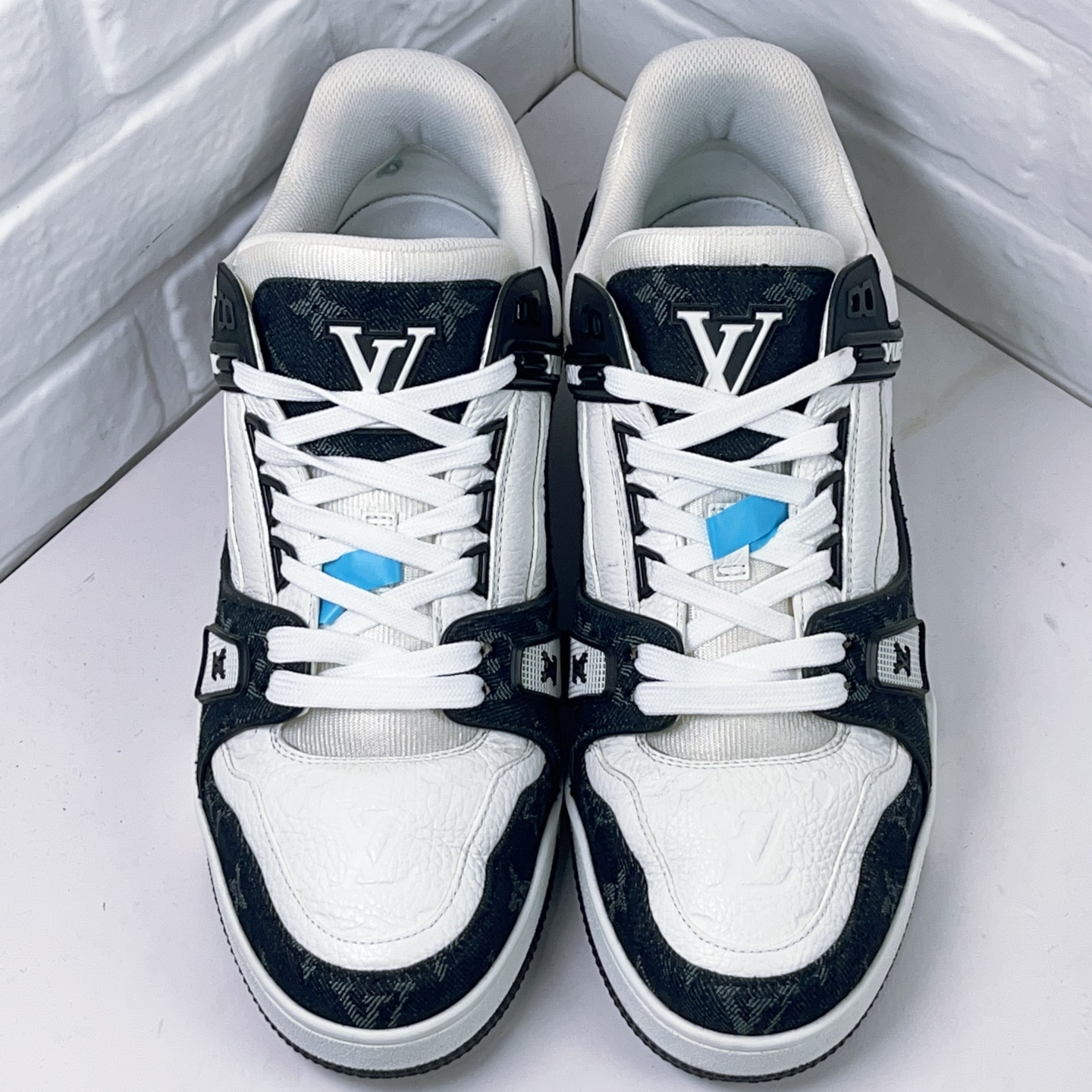 95新 LouisVuitton/路易威登 黑白牛仔 trainer 欧码8码42码 