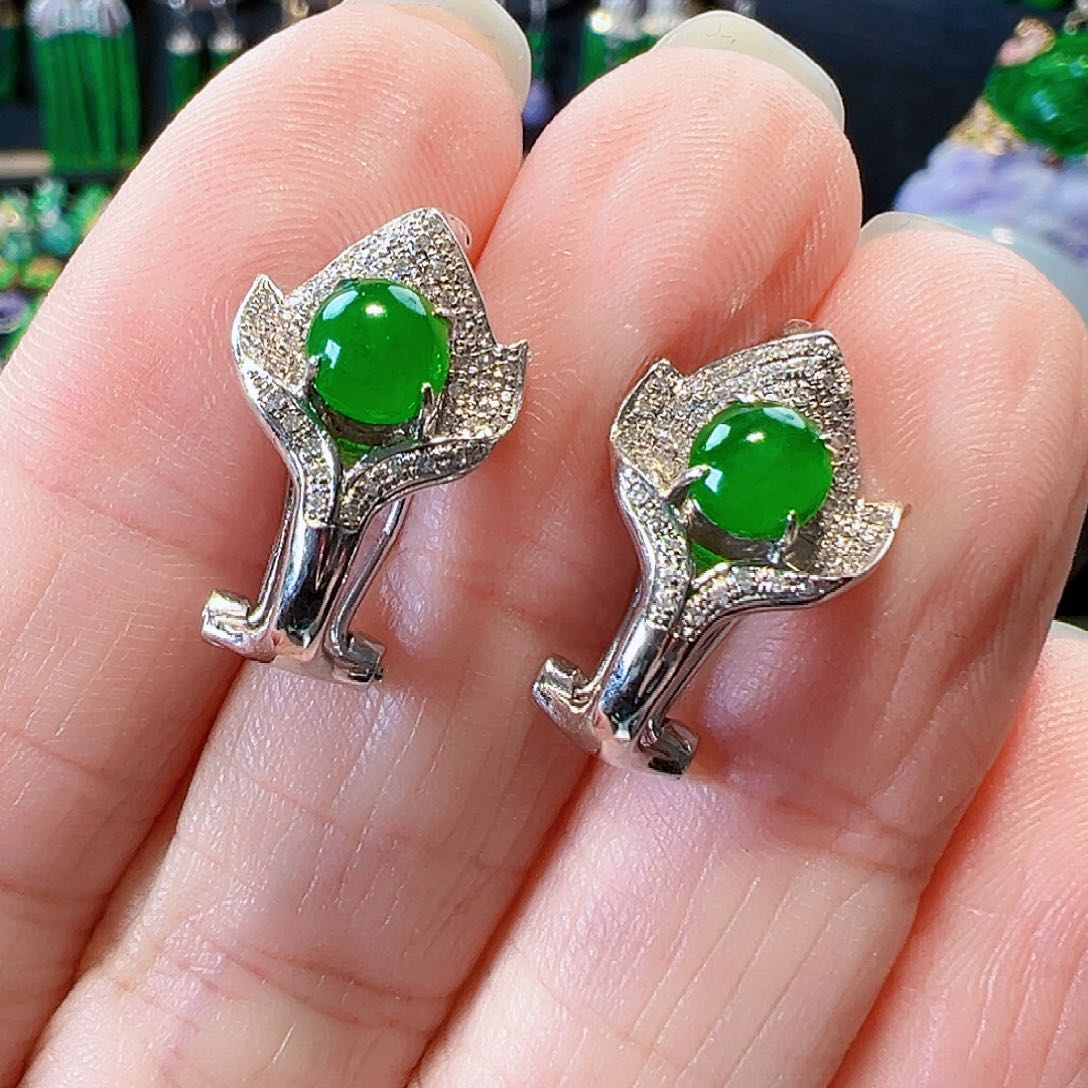 翡翠耳饰18K金镶嵌签收后24小时鉴赏期