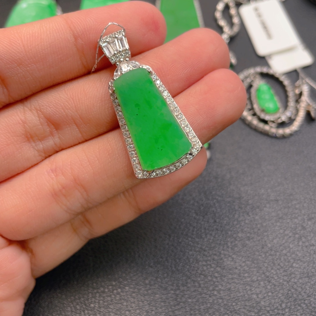 翡翠银S925镶嵌吊坠(不含链)