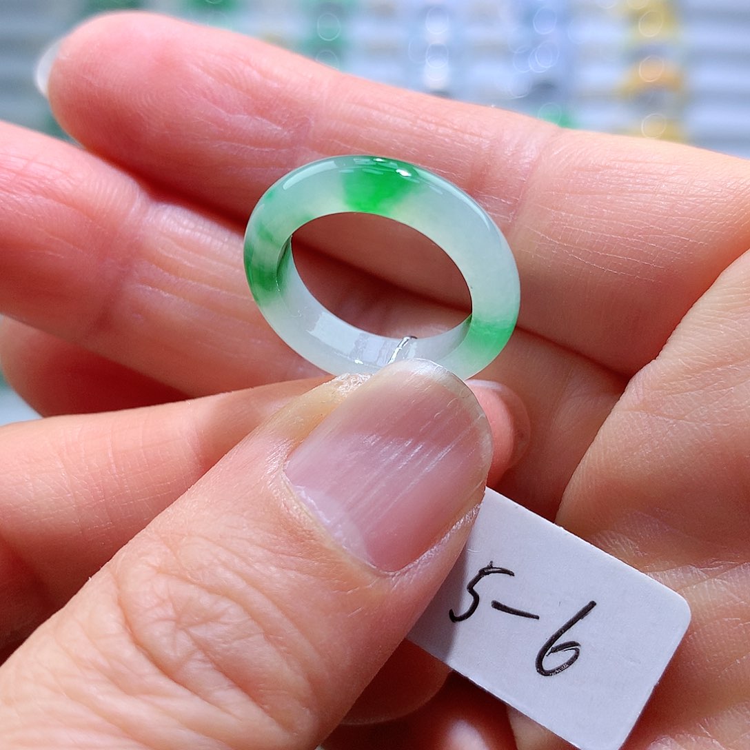 翡翠戒指未镶嵌5-6号