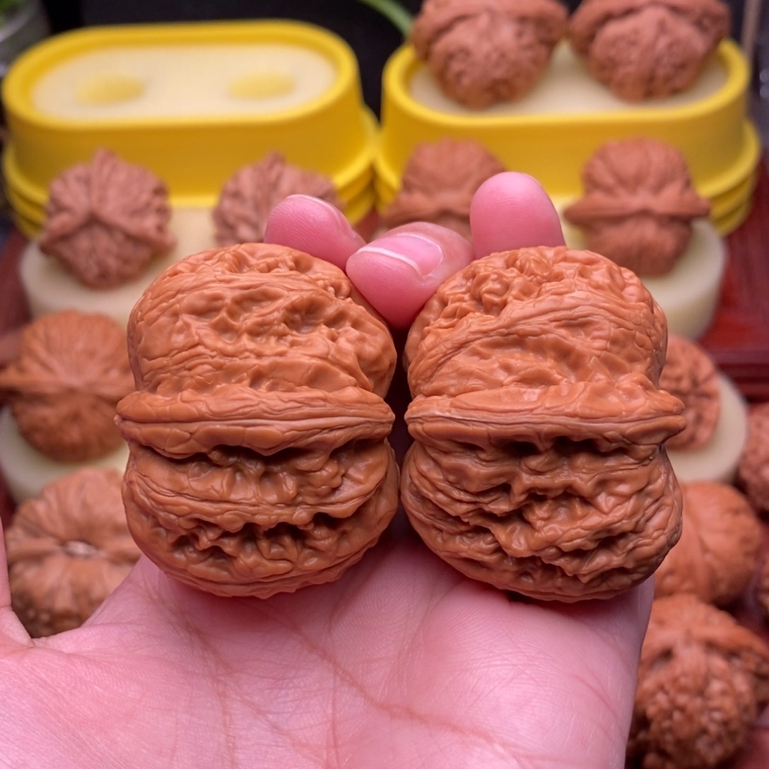 把件文玩核桃浮*～44“毕业”大元宝