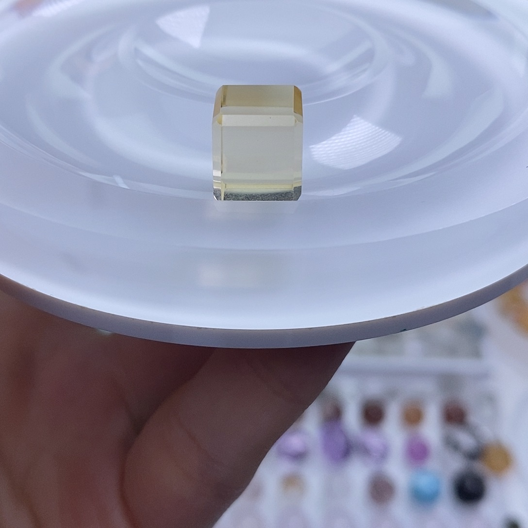 L***.水晶手链未镶嵌天然水晶定制打孔不退换