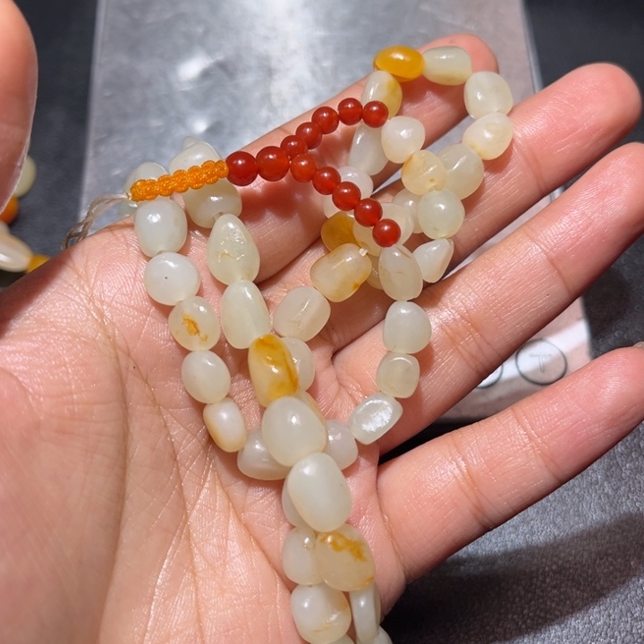 和田玉未镶嵌珠宝奇石