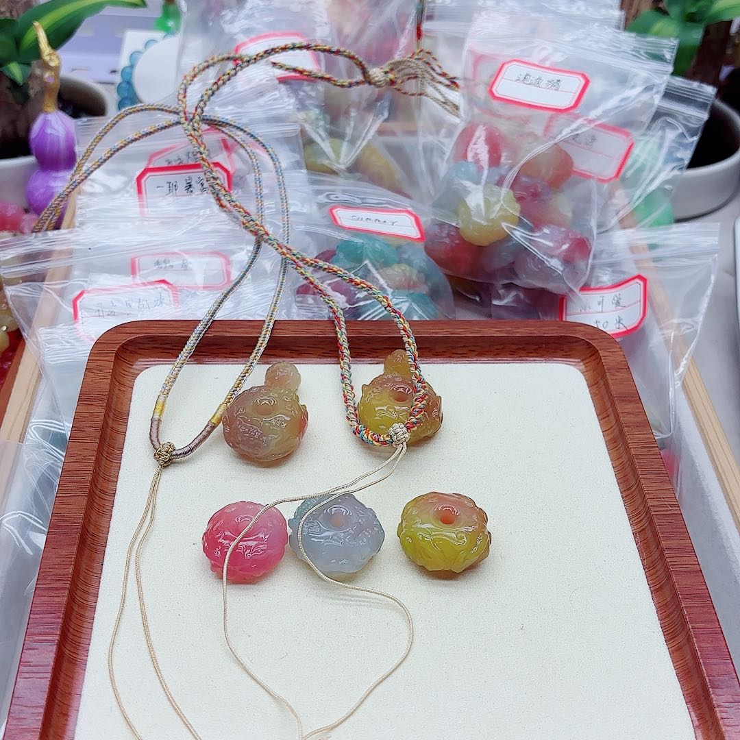 L***࿐玛瑙/玉髓未镶嵌手链盐源11