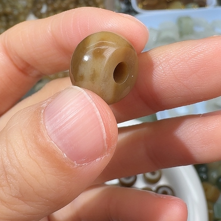 和田玉（糖玉）未镶嵌颈饰15.9