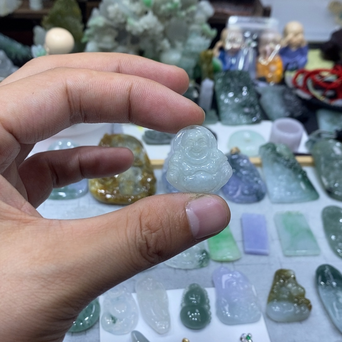 翡翠未镶嵌吊坠(不含链)佛公