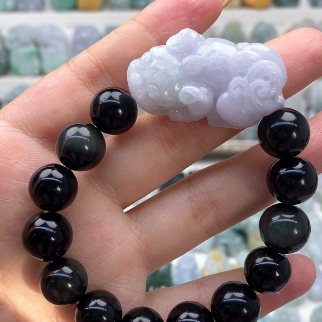 翡翠吊坠(赠链)未镶嵌手串