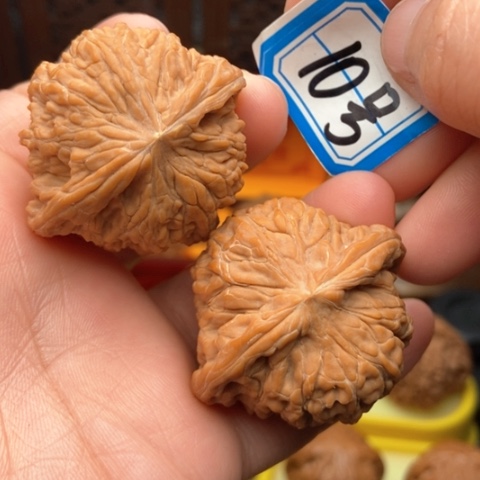 文玩核桃吊坠磨盘42.4