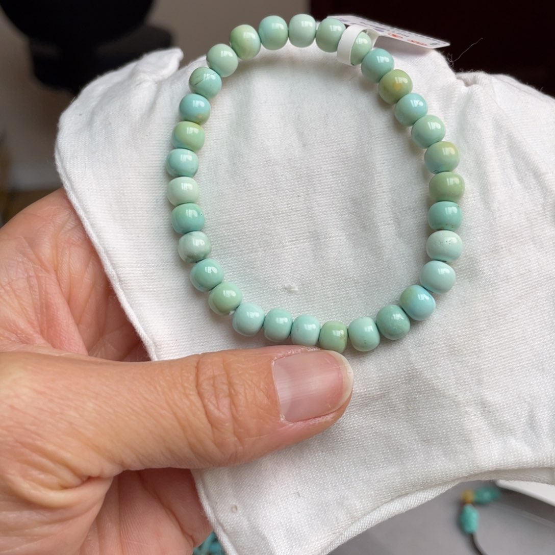 绿松石手串未镶嵌