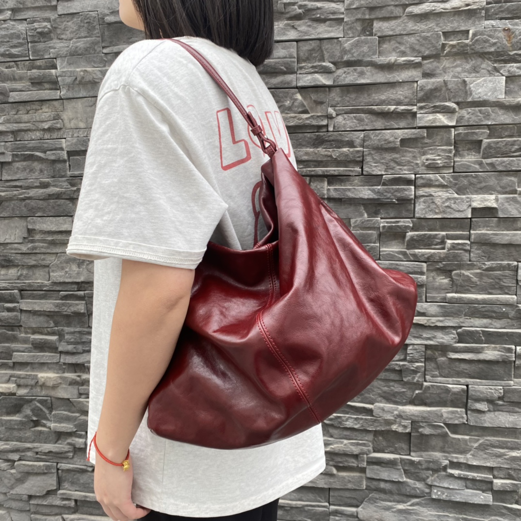 【包尚时代】61501女士单肩斜跨包时尚休闲百搭黑色棕色简约潮流包