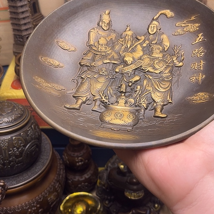 精美铜器点击下单