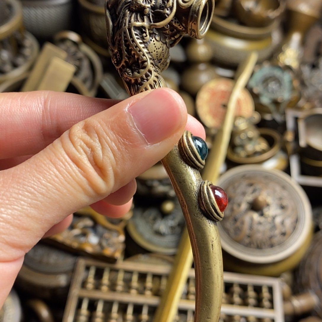 精美铜器做工精良