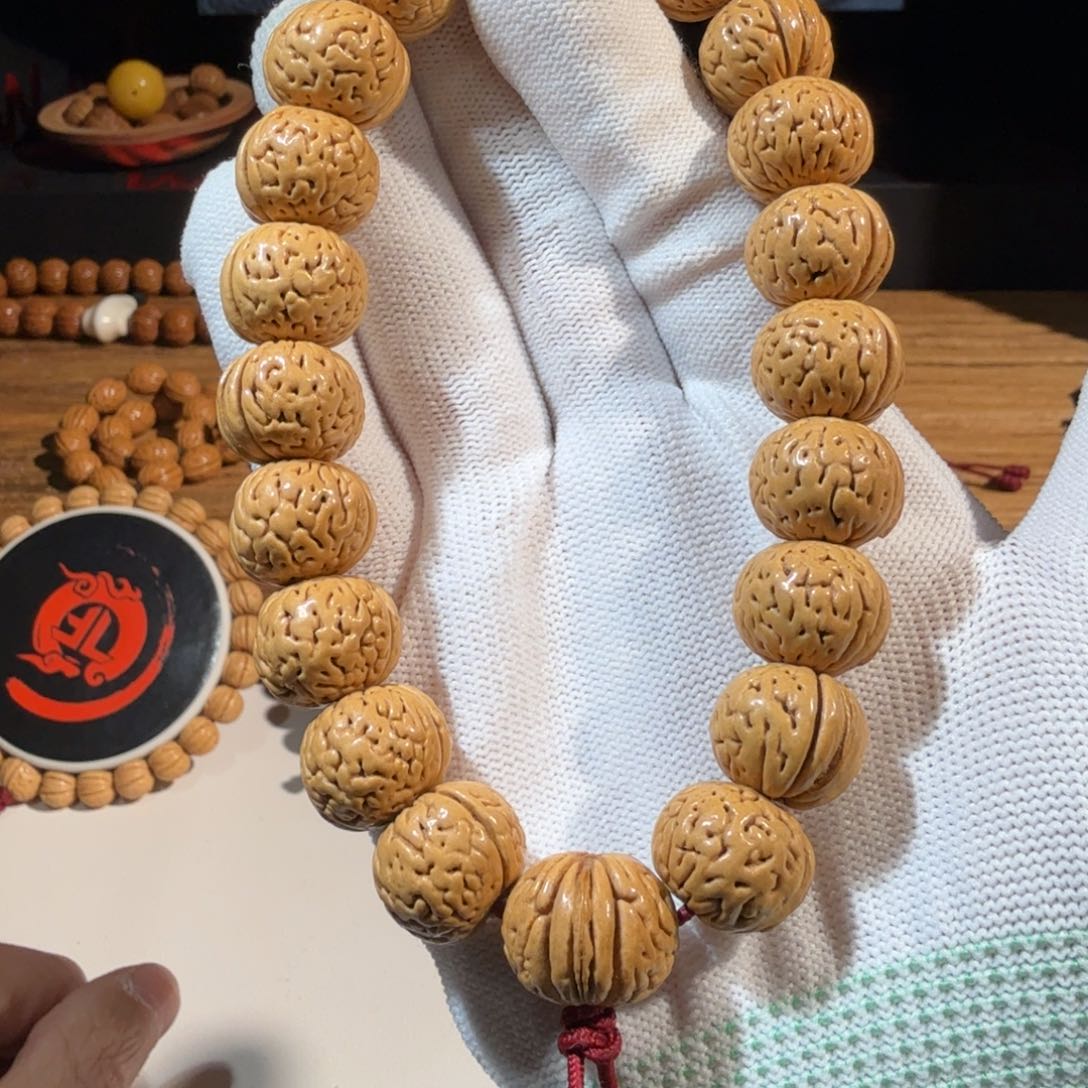 桃核吊坠开****塔1.6野生苹果原生树货头毕业收藏级