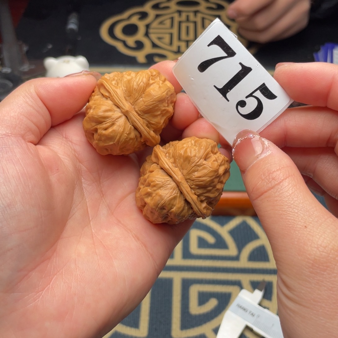 文玩核桃吊坠35蛤蟆头715号