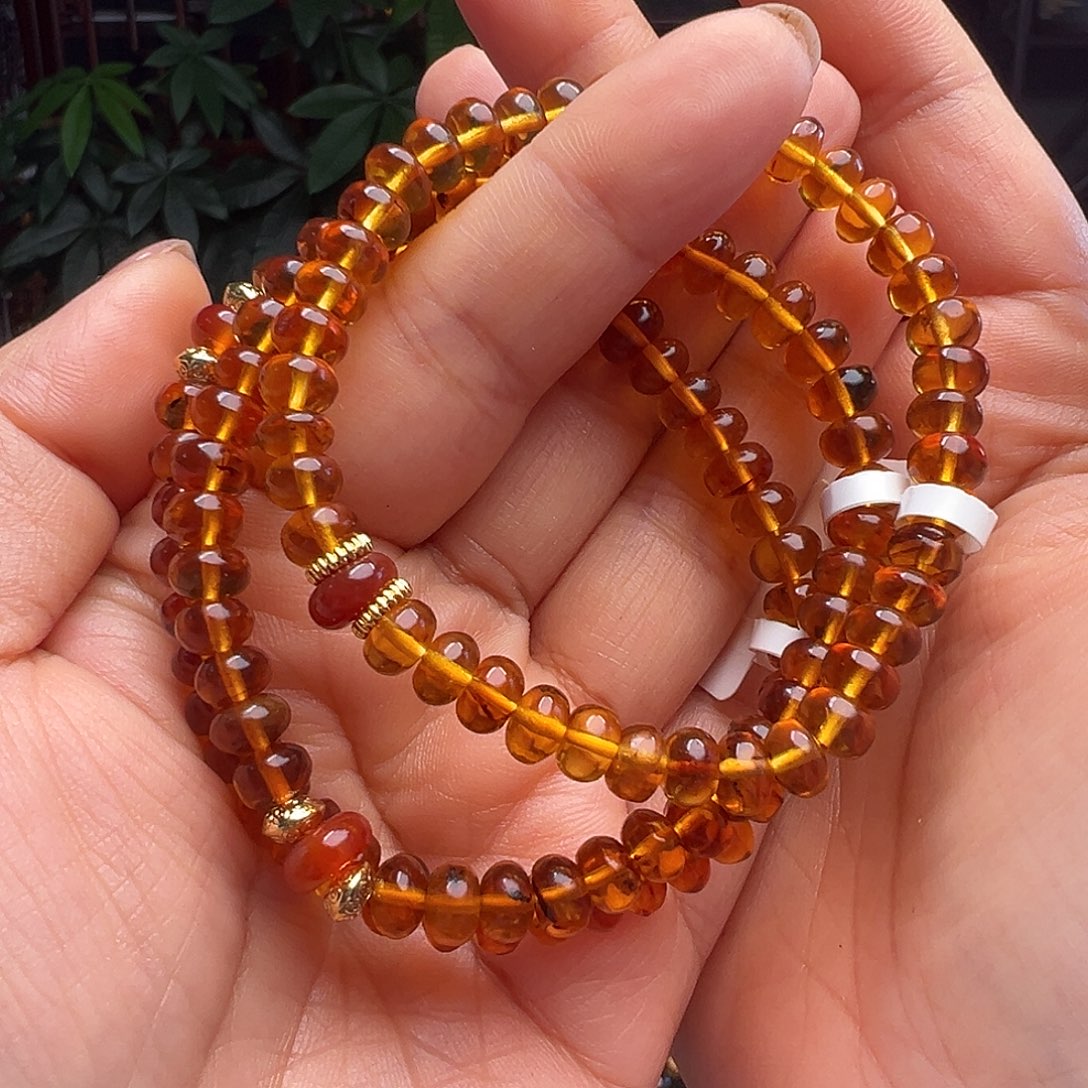 琥珀未镶嵌裸石抚顺琥珀10553六多样性发其一