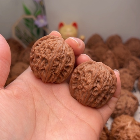 吊坠文玩核桃35全品红皮山地磨