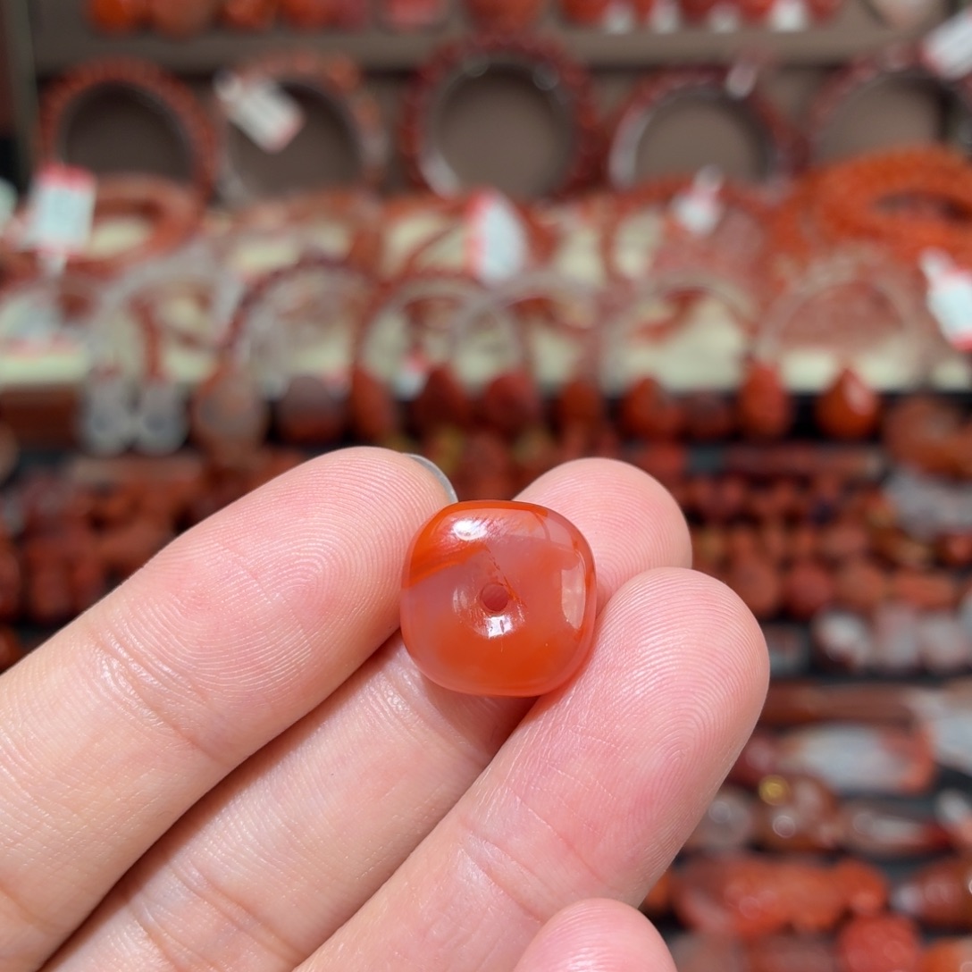 南红玛瑙未镶嵌颈饰方扣1