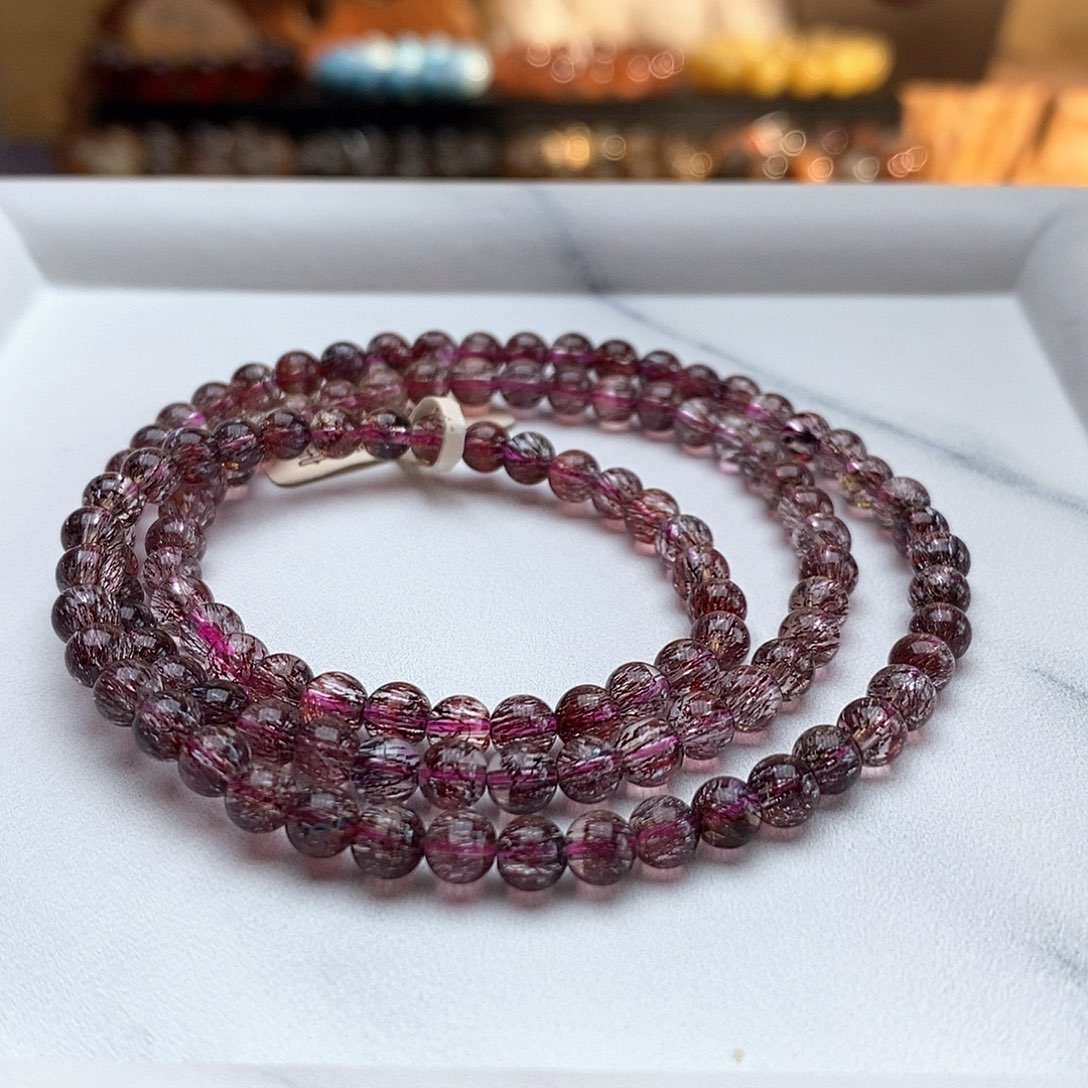 18K金镶嵌手链水晶