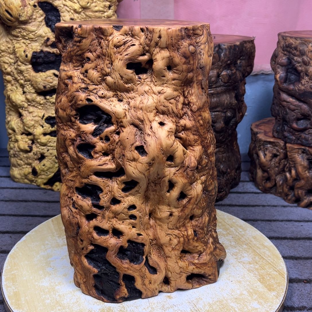 佛***爷大叶紫檀（黑酸枝木类）