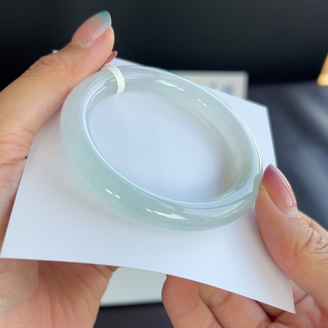 翡翠未镶嵌手镯11号 52