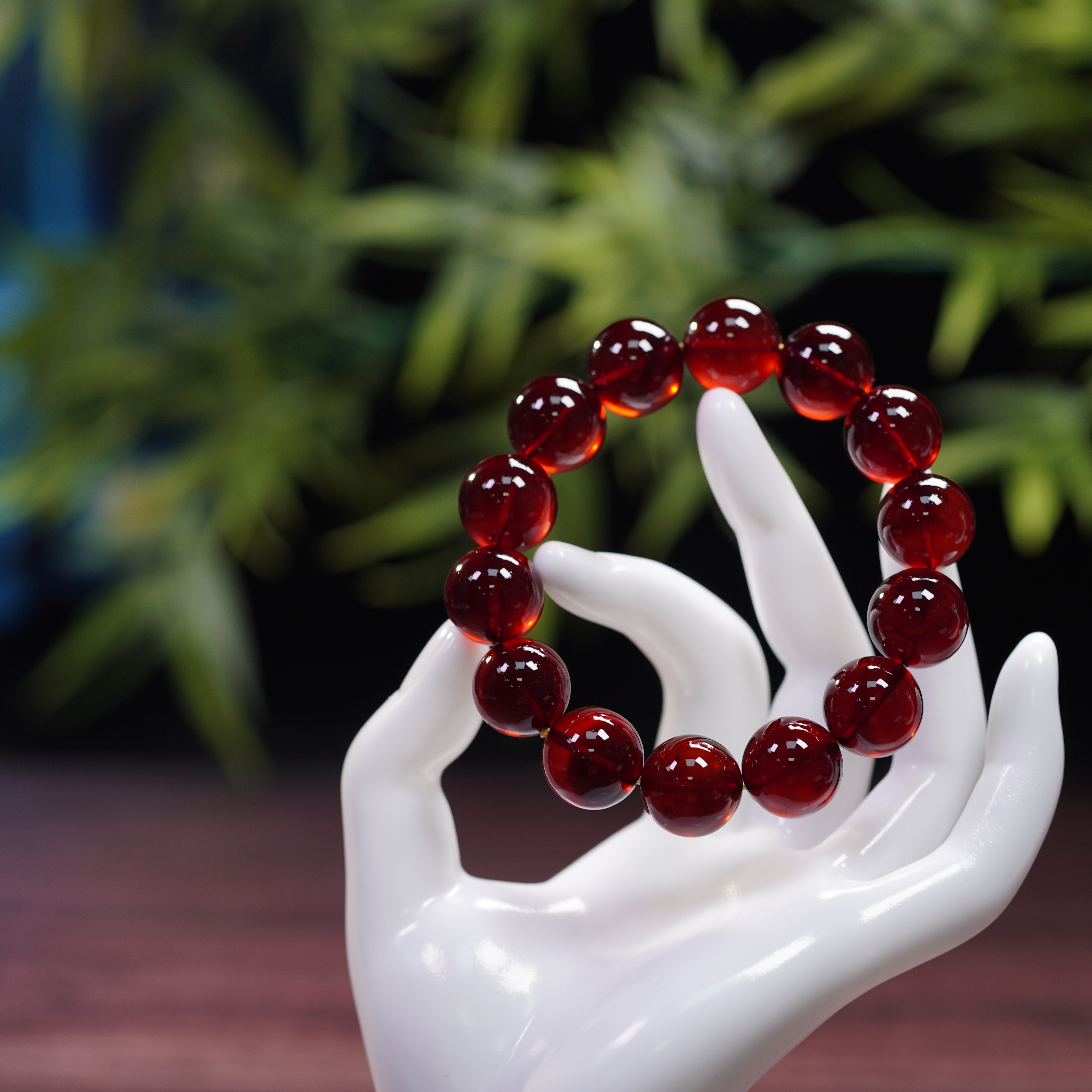 卫民珠宝-15+血珀手串缅甸老坑料3A级琥珀素串单圈圆珠时尚百搭