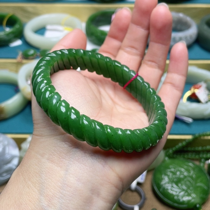 和田玉手镯60+圈口 编号47未镶嵌