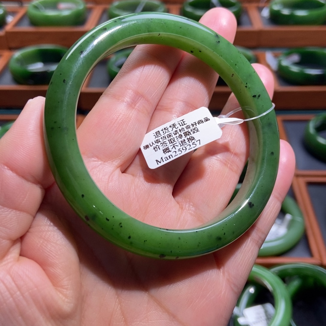 和田玉（碧玉）未镶嵌手镯阳绿5960