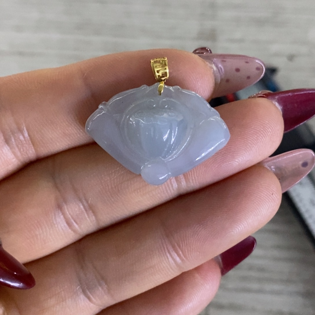 翡翠颈饰未镶嵌翡翠吊坠