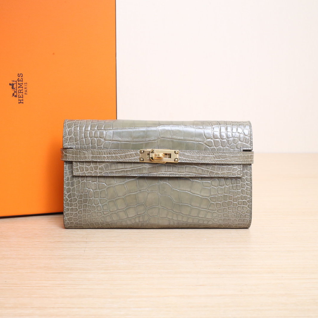 95新 Hermes/爱马仕 小花6珊 Kelly 长款钱包 鼠尾草绿 鳄鱼皮A刻