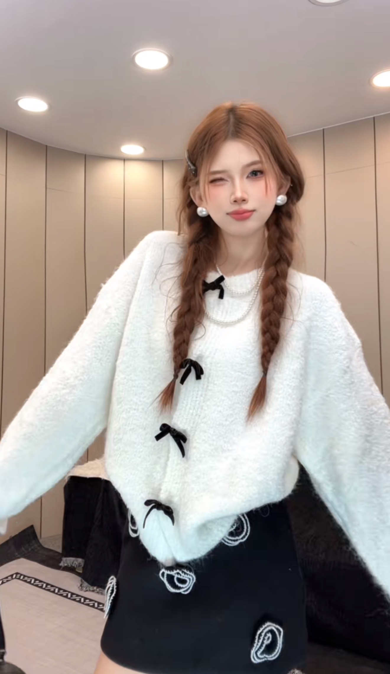 蝴蝶结毛衣外套女秋冬加厚慵懒风针织开衫