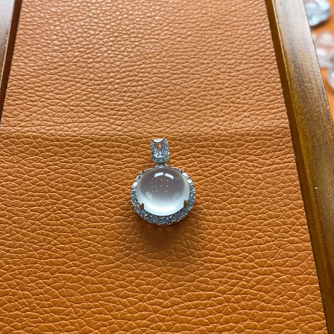 石英质玉吊坠(不含链)银S925镶嵌