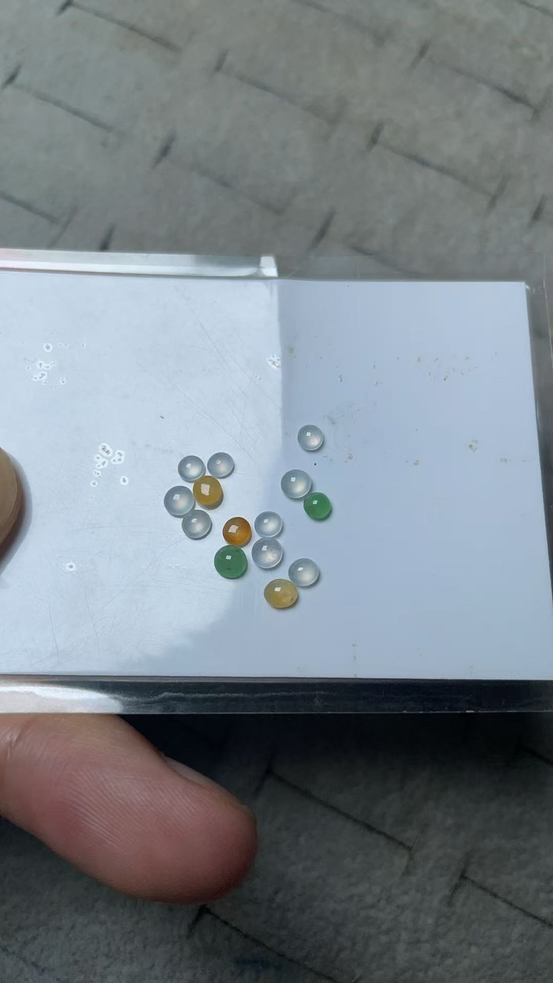 天然缅甸A货翡翠包包料多样性发