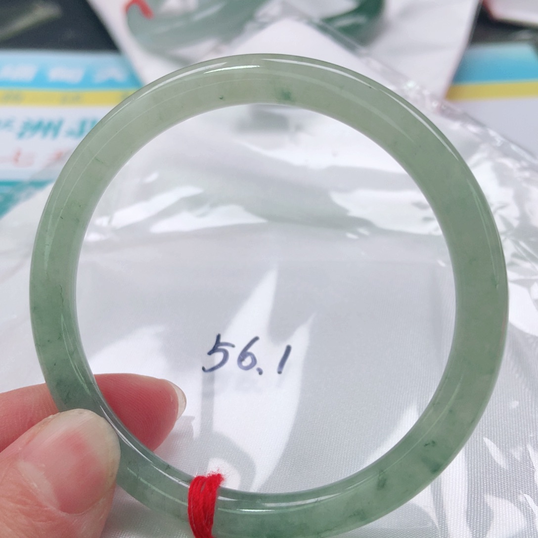 翡翠手镯未镶嵌0457号