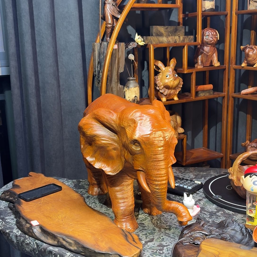 唢***哈榉木一物一拍大象摆件（实物以直播间为准）
