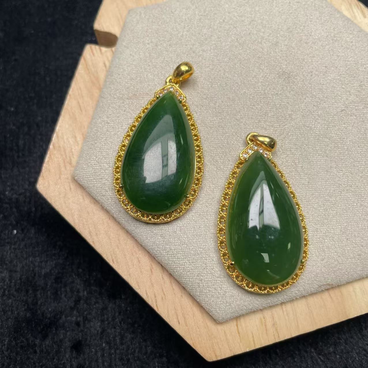 和田玉吊坠-879967T31-3AH26-多样性/发其一