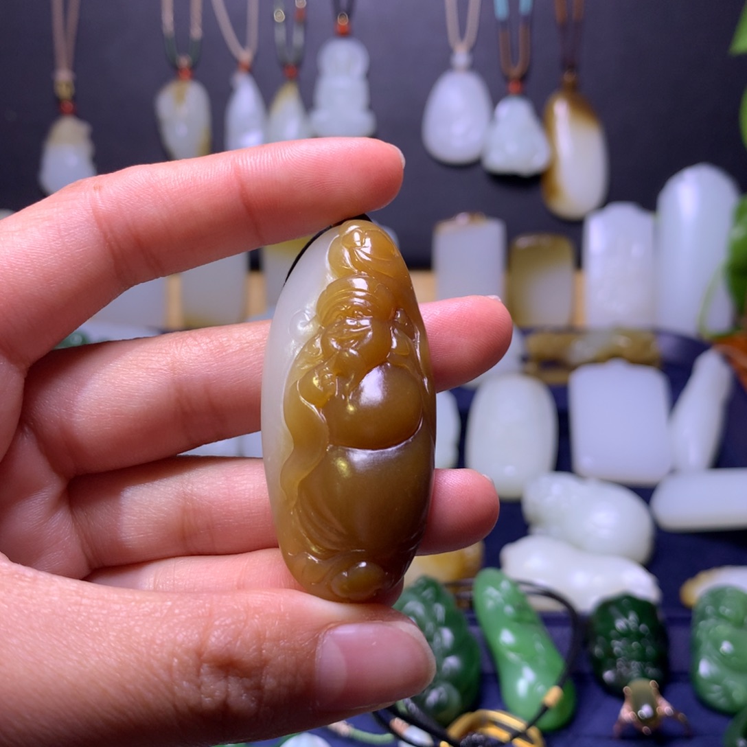 和田玉挂件未镶嵌